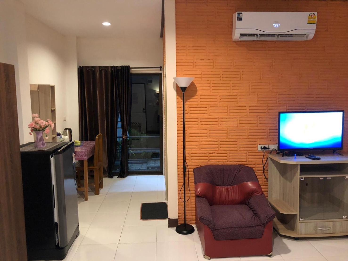מלון דירות โรงแรมแสนดีเพลส เมาเท่นวิว צ'ום טונג